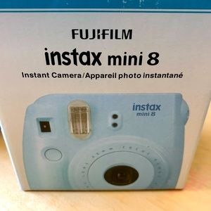FujiFilm Instax Mini 8 Instant Camera